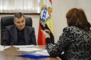 Услышать каждого