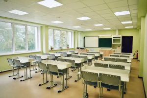 После падения восьмиклассницы в школе №7 Курска начата проверка