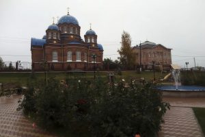 К храму – по асфальту