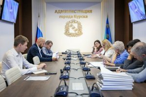 Глава города Курска запретил самовольный снос остановок